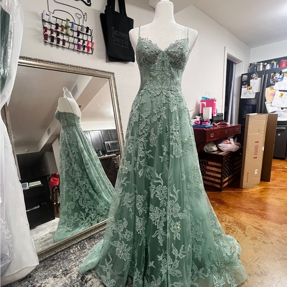 royal blue long sleeve dress Dusty Sage Prom Dresses Elegant Strapless Trumpet/Mermaid Long Prom Dr